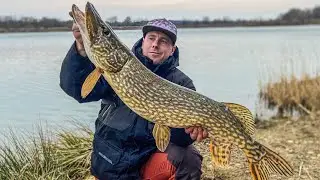 Season starts with a beautiful pike, new GoPro Hero 10 action camera test