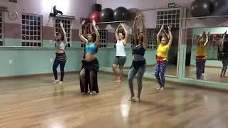 Sequência com alunas - Dança do ventre nível básico