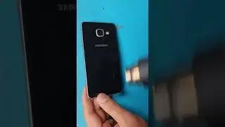 How to fix a pooped swelling battery on phone open back Samsung.