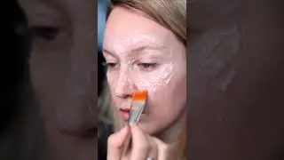 Using Mehron 3D Gel to create a realistic acid burn effect