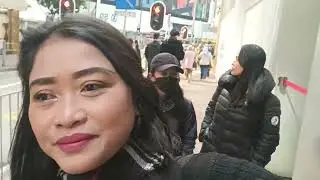 HAPPY HOLIDAY IN CAUSE WAY BAY ,LOOKING FOR LUNCH FEEL FREEZE