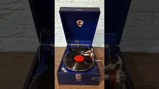 Патефон Молот Ордена Ленина - Молотовский патефонный завод. После реставрации