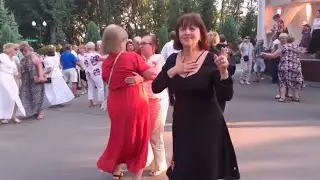 Я СТОЛЬКО ЗИМ ТЕБЯ ИСКАЛ! СЧАСТЛИВЫЕ МОМЕНТЫ ИЗ ПАРКА ГОРЬКОГО ХАРЬКОВ ТАНЦЫ