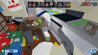 Playing Arsenal | Roblox