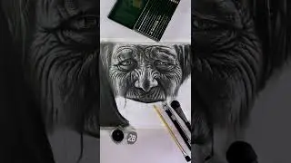 Hyper-Realistic ELDERLY Woman Drawing!  