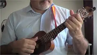 В укулелошную! Самый маленький испанец