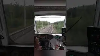 Как машинист выдерживает график движения поезда 