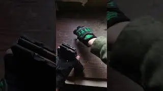 Загрузка фальш-патрон в магазин 