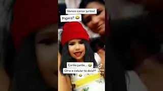 Melissa pequenininha em um momento família. 😍