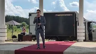 Парень с изумительным голосом поет на Сабантуе 👌