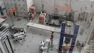 Positioning a bridge span in the ICITECH laboratories at the UPV