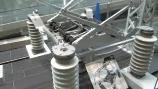 How Japan Fast trains Pantograph gets Electricity from the feeding wire