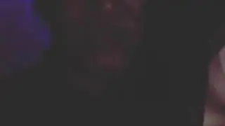 Kakek sugiono indonesia lagi karoke sama cewek sampek di pelu di cium