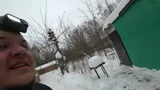 Сходили зимой на остров попариться в баньке