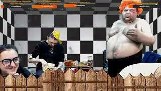Жмур играет с обезьянкой в жилеточке