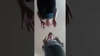 Девчонки весело празднуют Пасху!