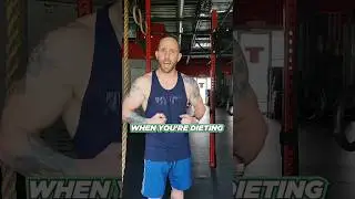 How to keep more muscle when you diet. #personaltrainer #fitness #bodybuilding #weightloss #muscle