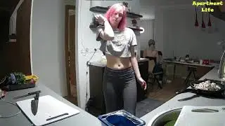 RealLifeCam - Aleksa Cooking