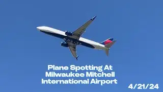 Plane spotting at Milwaukee international airport @jaredj4612