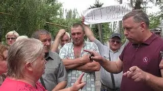 SOS! Жители прифронтового посёлка Новгородское второй месяц без воды!
