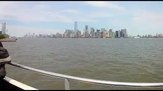 Ferry de Statue City Cruises desde Ellis Islands hasta Manhattan