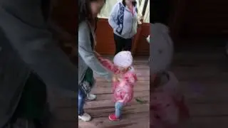 Доча танцует!!!
