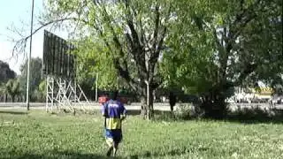 Futbol en la canchica... el gol encontra del rasta