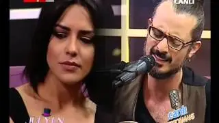 şiir böyle okunur :) GÜLAY ÖZDEM ŞİİR JÜLYEN - ONUR METE ŞARKI