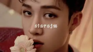 stray kids bang chan - connected ( speed up )
