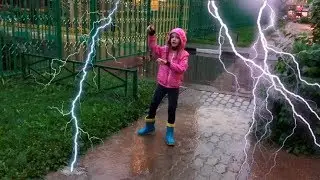 ⚡⚡⚡ ГОРЯЧЕЕ ВИДЕО! Настя заряжается в грозу! МоЛнИя! Реально испугалась!!! Настя ОБРАЗЛАЙК
