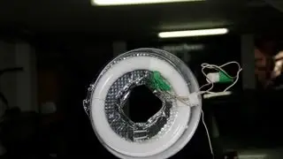 FOCO fluorescente de iluminacion casero con molde de bizcocho, estudio fotografia low cost.