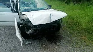 В Саяногорске в минувшие выходные два автомобиля съехали с дороги