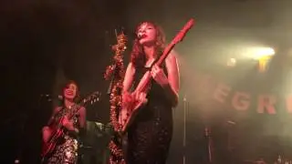 The Regrettes - Ballroom Blitz Cover Live @ the Echo