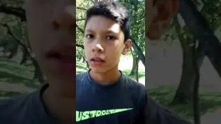 Por eso no debes pedir que un extraño te tome fotos