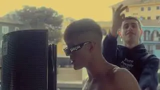 IVI X BARREDA - ZENDAYA