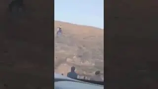 Türk Bayrağını indirmeye çalışan şahıs canını zor kurtardı! İlçe ayaklandı