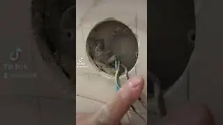 При установке розетки будь внимателен !