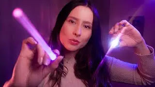 ASMR Slow light triggers for a deep sleep 🌧 follow the light, scanning, flashlight, mouth sounds