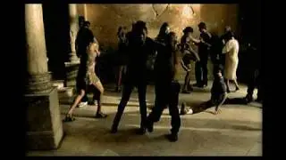 Bond_-_Victory