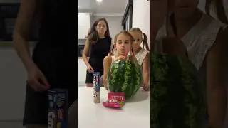 Короче говоря Алинка снова ест вкусняшки 