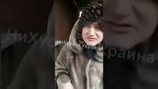 Сначала они называют себя гомофобами, а потом переодеваются в женское, чтобы не попасть в армию.