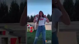 Леди диана танцует в лайке