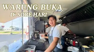 JUALAN SORE INI… PAKE SERAGAM PUTIH-PUTIH!