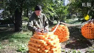 VL.ru - Инсталляция «За буйки не заплывать» в рамках проекта «Метацентры»