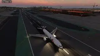 MSFS MD-11 Landing (SAN Lindbergh 27)