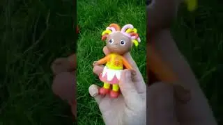 Tombliboos has a bath!