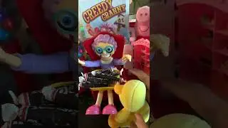 🌈🌈Funny granny teasing  😈 birdie#shortvideo #granny #birdie #fun #shorts#viral