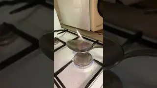 Как парить жижу на ложке?