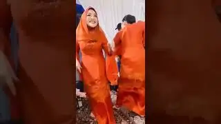 GOYANG HEBOHNYA AYU TINGTING