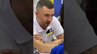 Много восторженных лиц и горящих глаз.